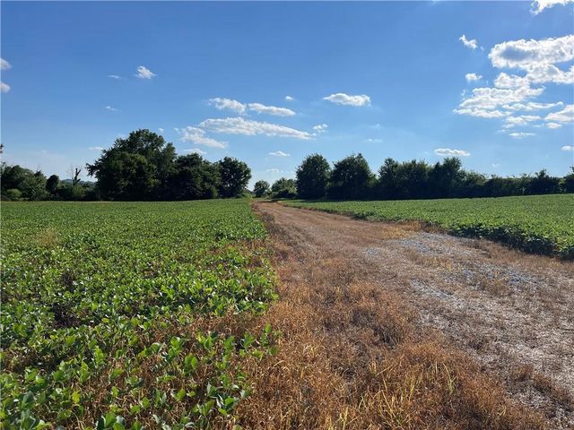 12118 N Highway, Excelsior Springs, MO 64024