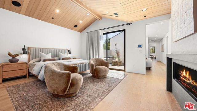 1926 Thayer Avenue, Los Angeles, CA 90025