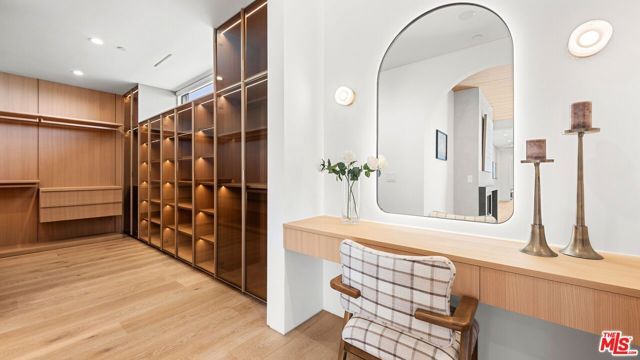 1926 Thayer Avenue, Los Angeles, CA 90025