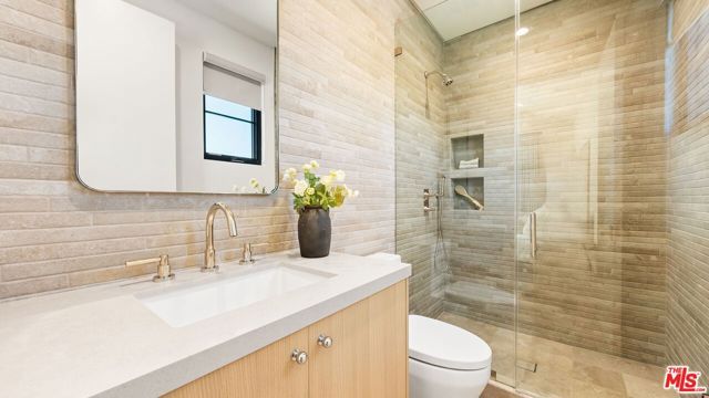 1926 Thayer Avenue, Los Angeles, CA 90025