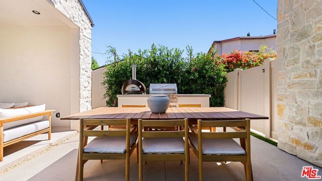1926 Thayer Avenue, Los Angeles, CA 90025