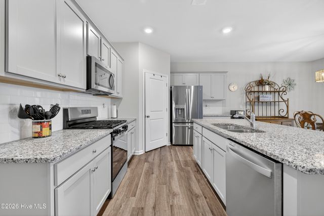 3113 Lochgreen Circle, Leland, NC 28451