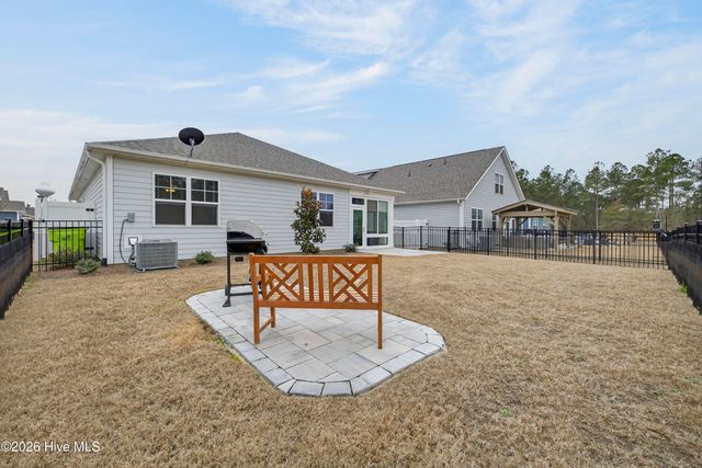 3113 Lochgreen Circle, Leland, NC 28451