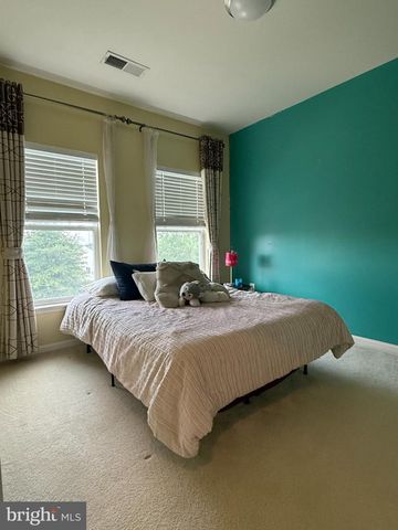 11837 LAKE BALDWIN DR, Bristow, VA 20136