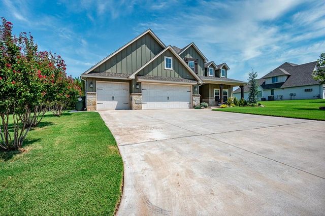 14584 Fox Lair Lane, Edmond, OK 73025