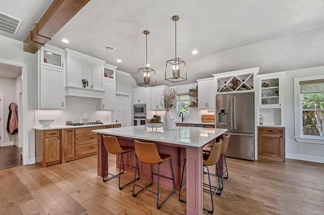 14584 Fox Lair Lane, Edmond, OK 73025