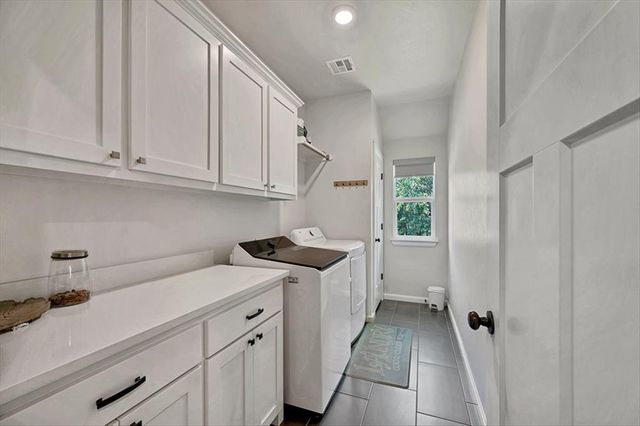 14584 Fox Lair Lane, Edmond, OK 73025