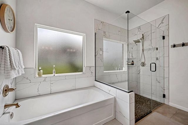 14584 Fox Lair Lane, Edmond, OK 73025