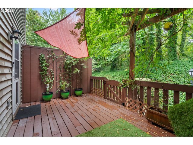 24066 Ne TREEHILL Dr, Wood Village, OR 97060