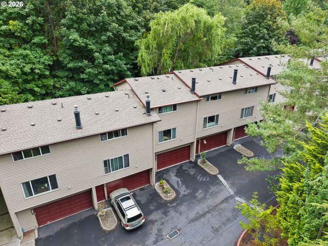 24066 Ne TREEHILL Dr, Wood Village, OR 97060