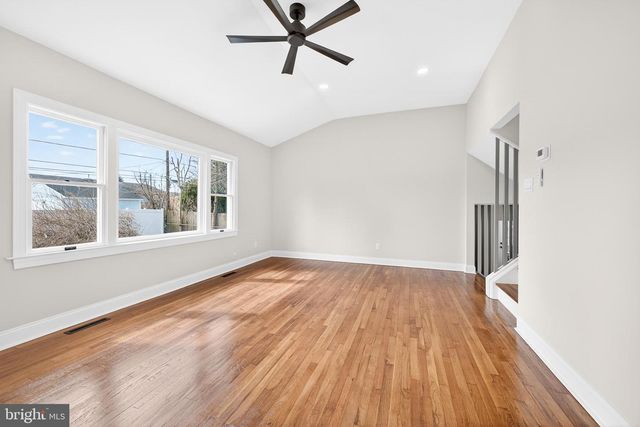 9 HAVERTOWN RD, Newark, DE 19713