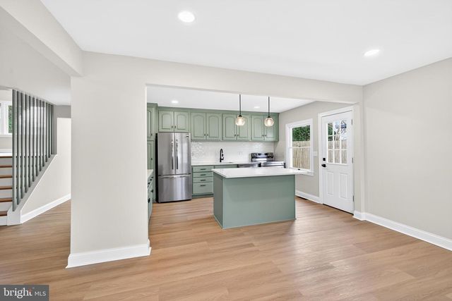 9 HAVERTOWN RD, Newark, DE 19713