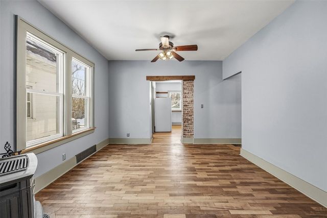 1007 10th Street SE, Cedar Rapids, IA 52401