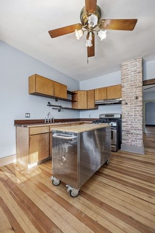 1007 10th Street SE, Cedar Rapids, IA 52401