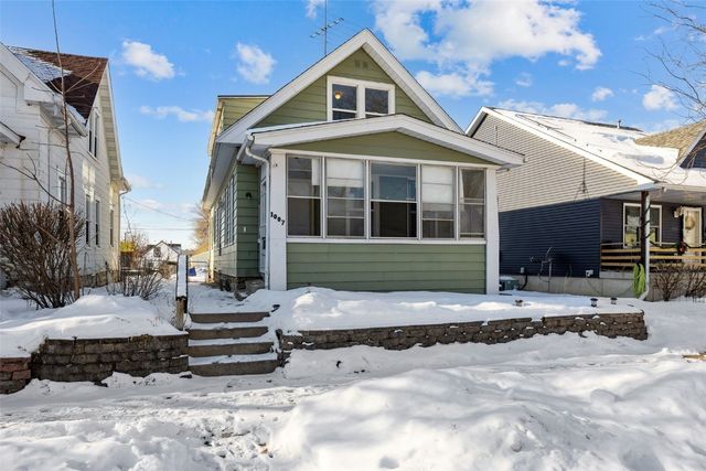 1007 10th Street SE, Cedar Rapids, IA 52401