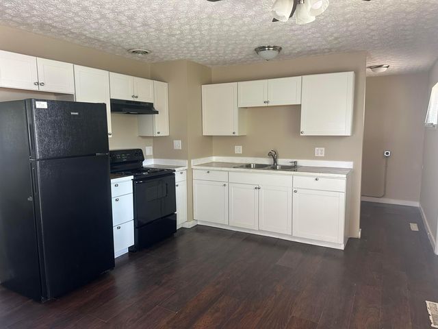 2446 Kitchner Drive, Columbus, OH 43207