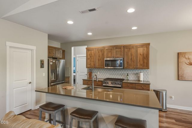 51953 Campfire Drive, La Pine, OR 97739