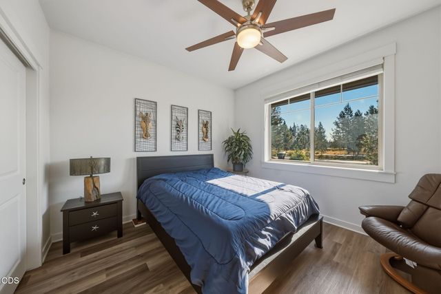 51953 Campfire Drive, La Pine, OR 97739