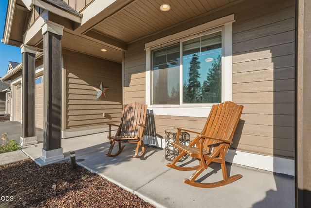 51953 Campfire Drive, La Pine, OR 97739