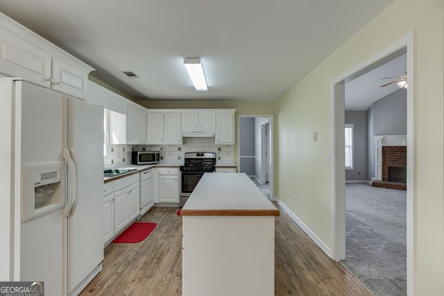 352 Olde Wick Trail, Hoschton, GA 30548
