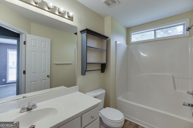352 Olde Wick Trail, Hoschton, GA 30548