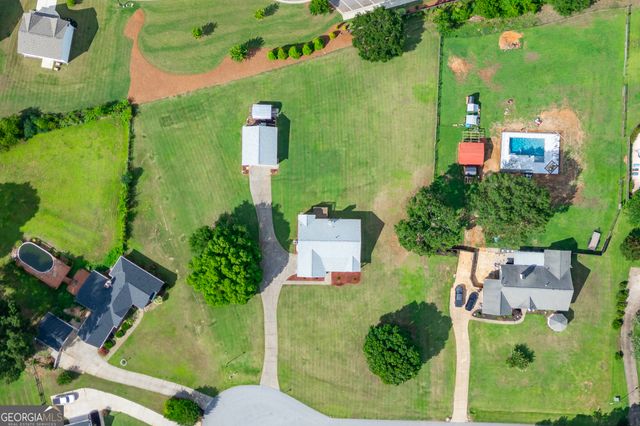 352 Olde Wick Trail, Hoschton, GA 30548
