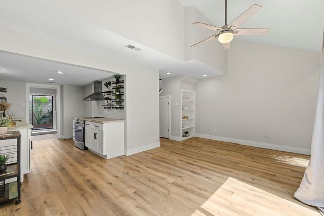 1063 Country Place Drive 1063, Houston, TX 77079