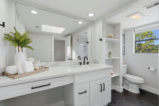 1063 Country Place Drive 1063, Houston, TX 77079