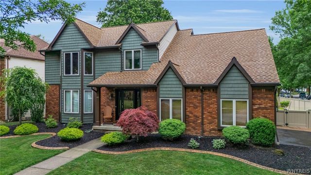 66 Beachridge Drive, Amherst, NY 14051