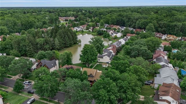 66 Beachridge Drive, Amherst, NY 14051