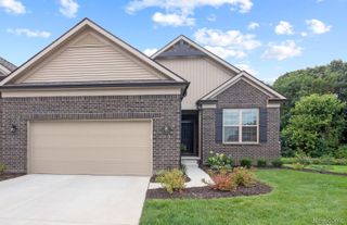 833 Kelpie Drive, Pittsfield Charter Township, MI 48108