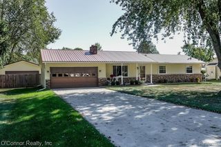 3082 Stoneybrook Lane, Port Huron, MI 48060