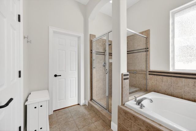 1096 Elsworth Way, Folsom, CA 95630