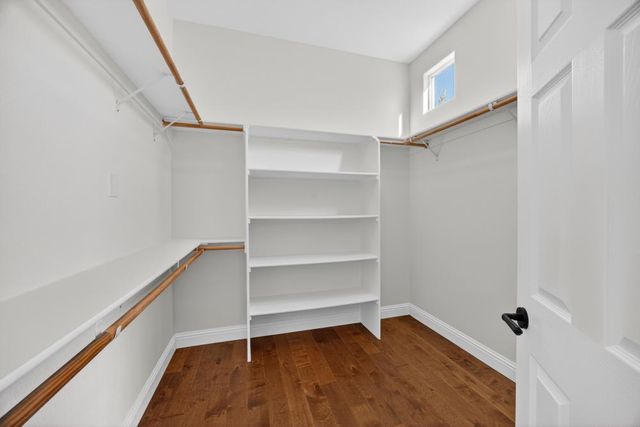 1096 Elsworth Way, Folsom, CA 95630