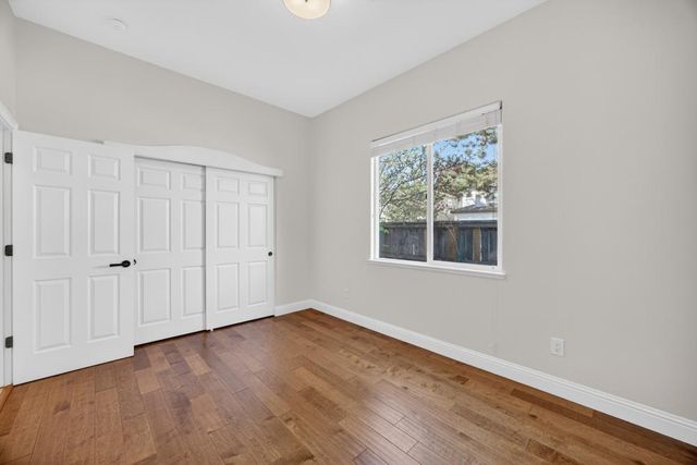 1096 Elsworth Way, Folsom, CA 95630