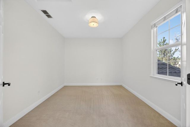 1096 Elsworth Way, Folsom, CA 95630