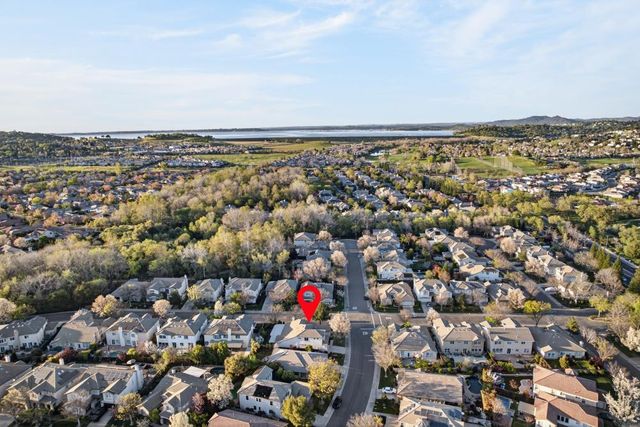 1096 Elsworth Way, Folsom, CA 95630