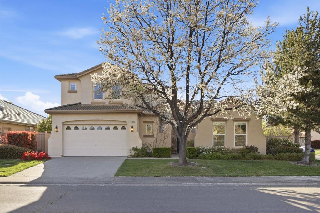 1096 Elsworth Way, Folsom, CA 95630