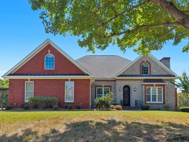 2006 Brunswick Dr, Lebanon, TN 37087