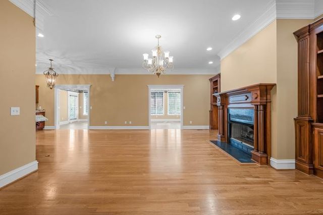 2006 Brunswick Dr, Lebanon, TN 37087