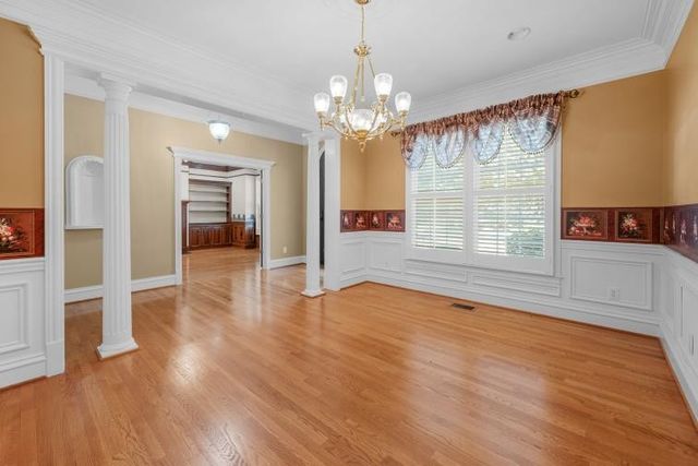 2006 Brunswick Dr, Lebanon, TN 37087