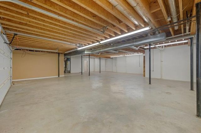 2006 Brunswick Dr, Lebanon, TN 37087