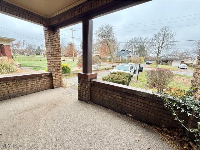 760 Woodlawn Road, Steubenville, OH 43952