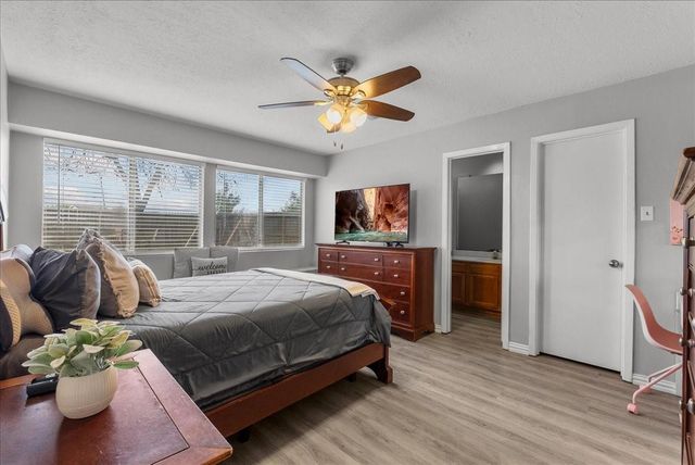 419 Forest Hills Drive, League City, TX 77573