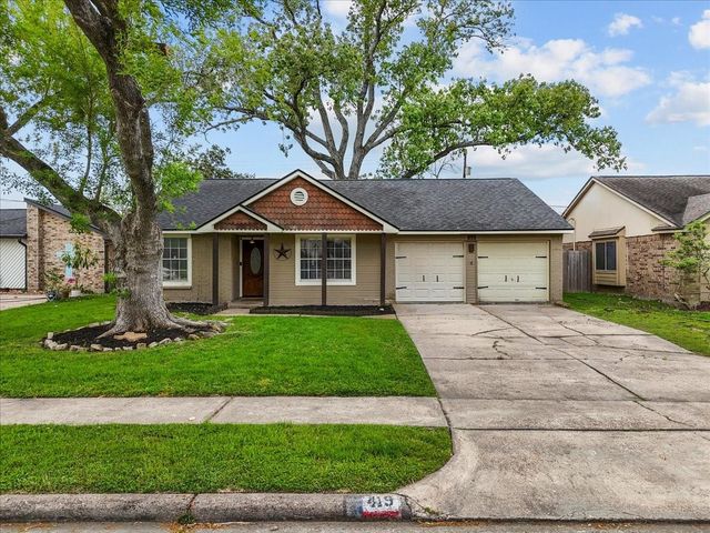 419 Forest Hills Drive, League City, TX 77573
