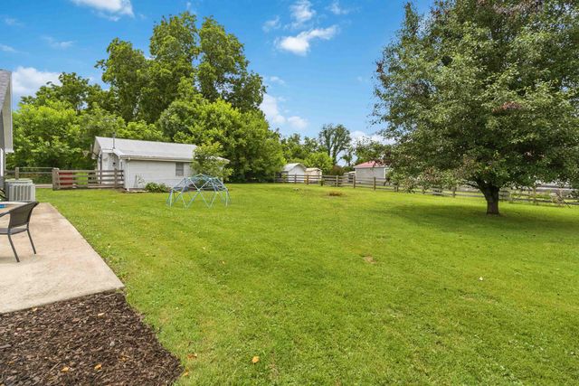 2075 Old Whitley Road, London, KY 40744
