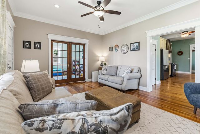2075 Old Whitley Road, London, KY 40744