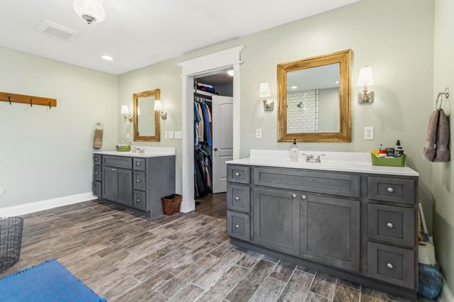 2075 Old Whitley Road, London, KY 40744