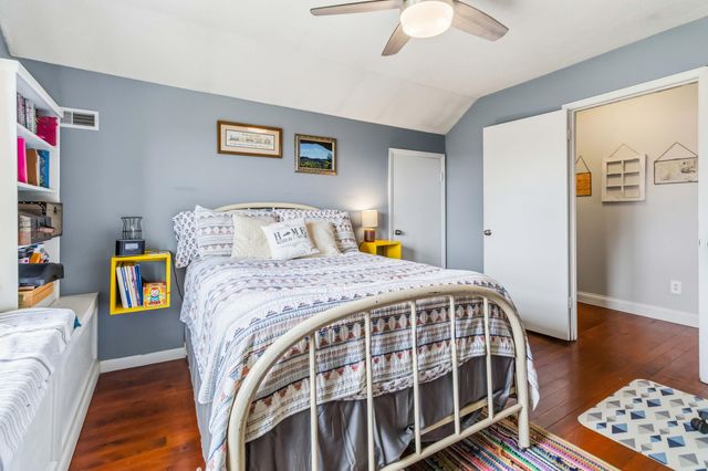 2075 Old Whitley Road, London, KY 40744