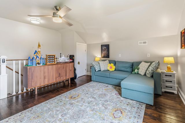 2075 Old Whitley Road, London, KY 40744